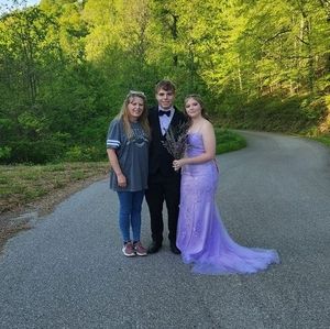 Meet your Posher, Brenda